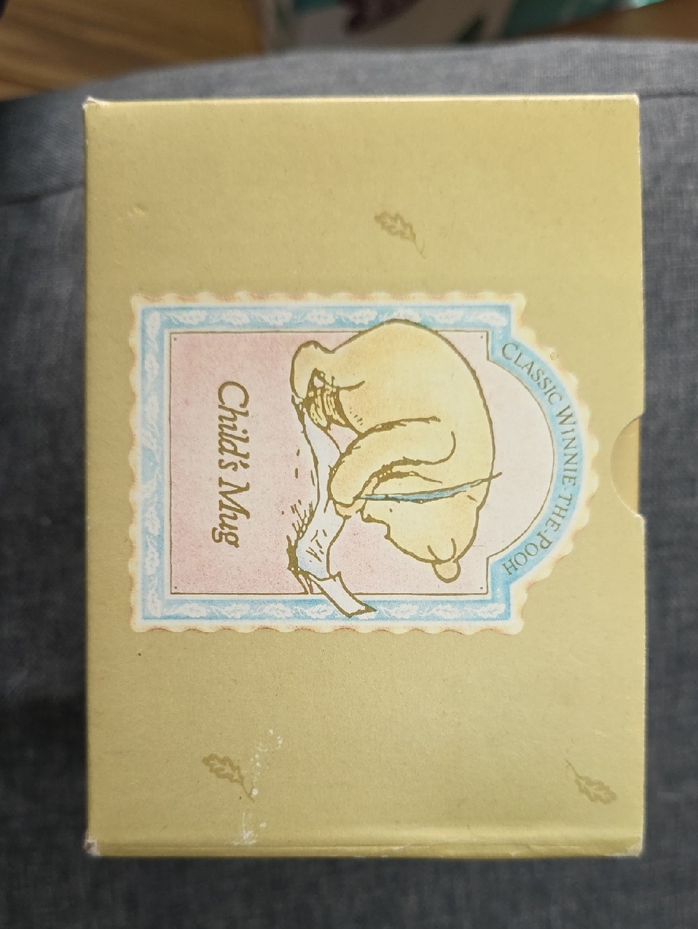 Classic Winnie the Pooh Child's Mug Box - Yellow